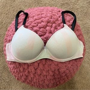 VS Pink 32C Bra